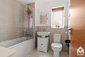 Photo 1- click for photo gallery
